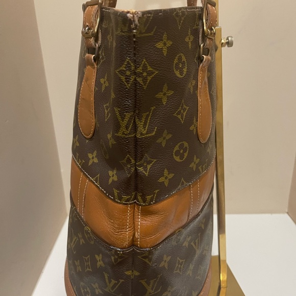 Louis Vuitton French Co USA Vintage Large Monogram Marais Bucket Tote Bag - Picture 5 of 12